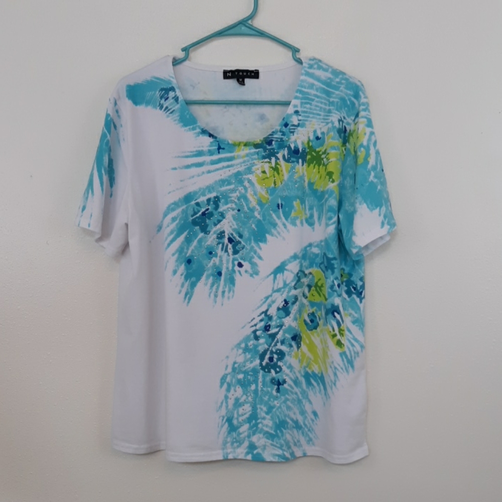Ladies N Touch Blouse sz  Medium